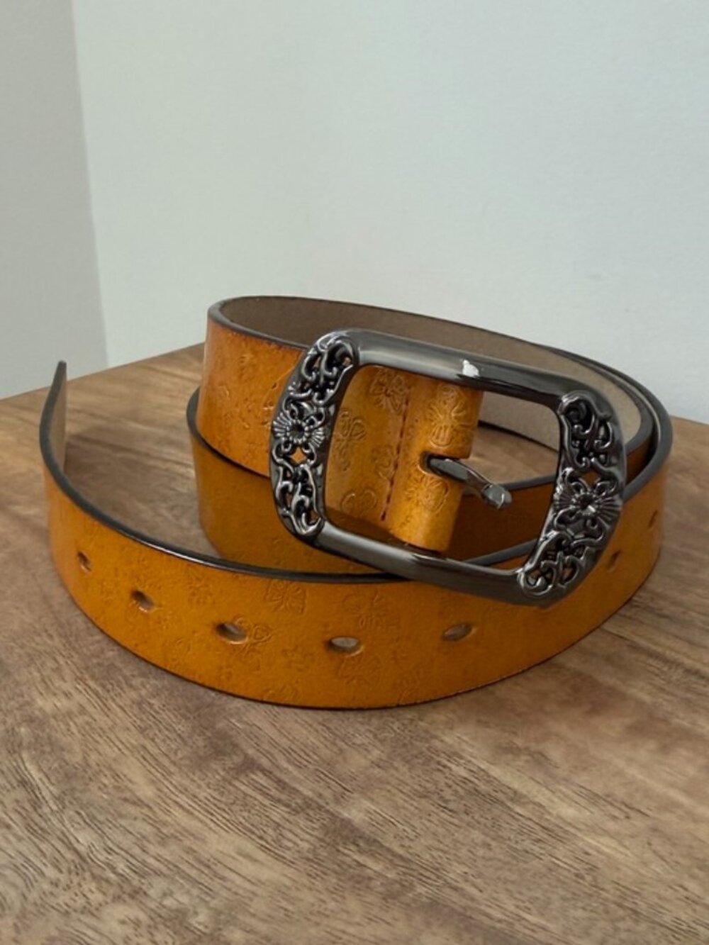 AMY KER Tan Mustard Tooled Leather Floral Western Boho Belt